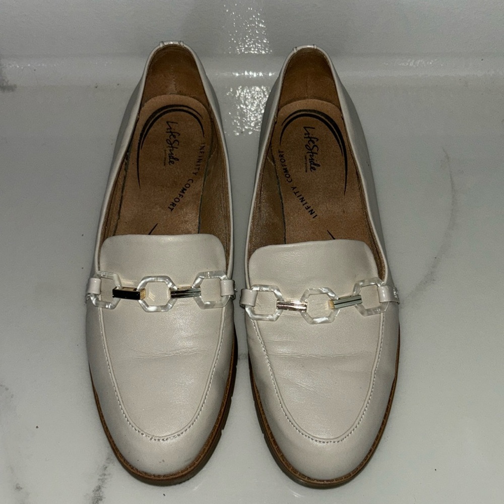 Good condition slip on loafers